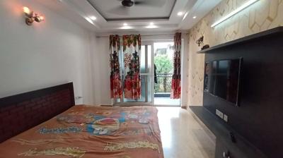 Bedroom Image of 1350 Sq.ft 3 BHK Builder Floor for sale in Paschim Vihar New Delhi for Rs. 22500000