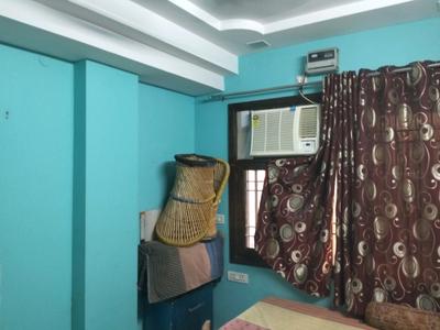 Bedroom Image of 900 Sq.ft 3 BHK Builder Floor for sale in Sector 17 Rohini New Delhi for Rs. 11500000