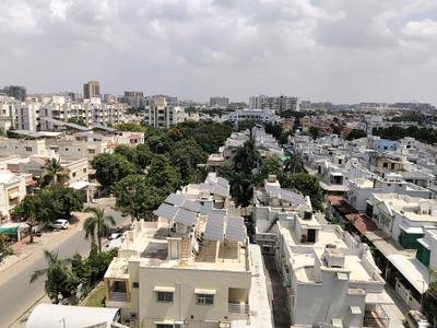 Kitchen Image of 2910 Sq.ft 4 BHK Apartment / Flat for rent in Chandkheda Ahmedabad for Rs. 44000