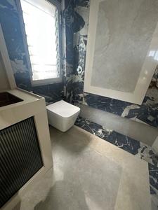 Bathroom Image of 1100 Sq.ft 3 BHK Apartment / Flat for sale in J P Rishabh Tower, Andheri West Mumbai for Rs. 42500000