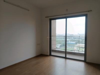 Bedroom Image of 1000 Sq.ft 2 BHK Apartment / Flat for sale in Amanora Adreno Towers, Hadapsar Pune for Rs. 13000000