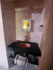Bathroom Image of 650 Sq.ft 1 BHK Apartment / Flat for rent in Runwal Plaza, Thane West Thane for Rs. 27500