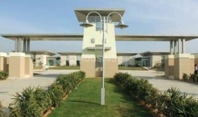 Image of 1450 Sq.ft 3.5 BHK Apartment / Flat for sale in Emaar Palm Hills, Sector 77, Gurgaon for Rs. 18300000