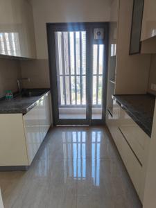 Kitchen Image of 650 Sq.ft 1 BHK Apartment / Flat for rent in Siddhivinayak Habitats, Dadar West Mumbai for Rs. 95000