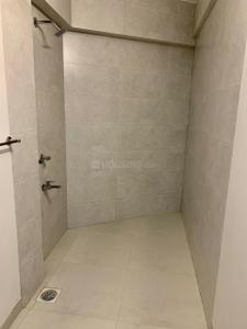 Bathroom Image of 1200 Sq.ft 2 BHK Apartment / Flat for sale in Casablanca Apt, Bandra West Mumbai for Rs. 54000000