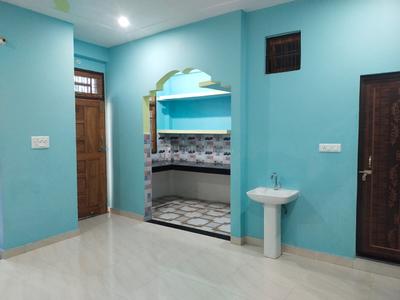 Bedroom Image of 1000 Sq.ft 3 BHK Builder Floor for rent in Kalyanpur (West) Lucknow for Rs. 10000