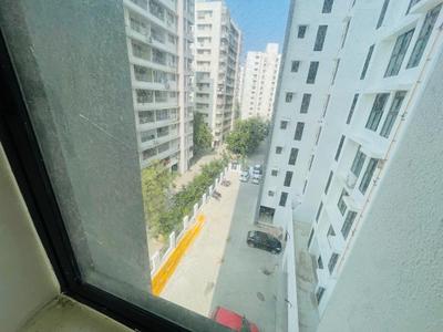Balcony Image of 1600 Sq.ft 3 BHK Apartment / Flat for rent in Godrej Green Glades, Jagatpur Ahmedabad for Rs. 23500