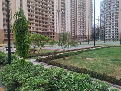 Image of 1200 Sq.ft 3 BHK Apartment / Flat for sale in Amrapali Heartbeat City, Sector 107, Noida for Rs. 14500000