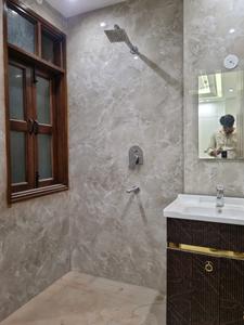 Common Bathroom Image of 1000 Sq.ft 3 BHK Apartment / Flat for sale in Dream Ultra Luxury by Dream Home Buildtech, Mahavir Enclave New Delhi for Rs. 9000001