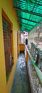 Balcony Image of 1100 Sq.ft 2 BHK Builder Floor for rent in Kalighat Kolkata for Rs. 30000