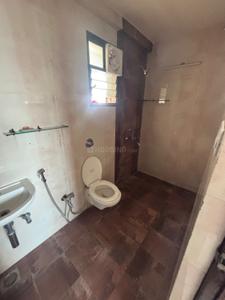 Bathroom Image of 2000 Sq.ft 3 BHK Apartment / Flat for rent in Shivaji Nagar Nagpur for Rs. 55000