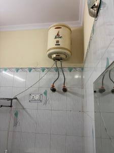 Bathroom Image of 350 Sq.ft 1 RK Builder Floor for rent in Sector 30 Noida for Rs. 16125