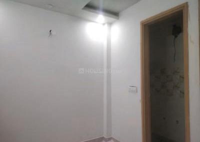 Bedroom Image of 690 Sq.ft 2 BHK Builder Floor for sale in Govindpuri New Delhi for Rs. 4000000
