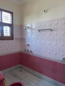 Bathroom Image of 2722 Sq.ft 2 BHK Builder Floor for rent in Sector 59 Mohali for Rs. 25000