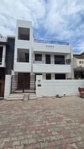 Image of 3550 Sq.ft 10 BHK Independent House for sale in Lohgarh, Zirakpur for Rs. 24000000