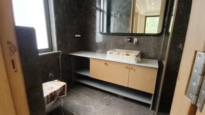 Image of 4300 Sq.ft 5 BHK Builder Floor for sale in Kaushambi, Ghaziabad for Rs. 47500000