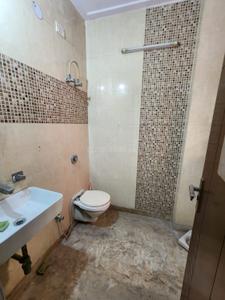Bathroom Image of 750 Sq.ft 2 BHK Builder Floor for sale in Janakpuri New Delhi for Rs. 11000000