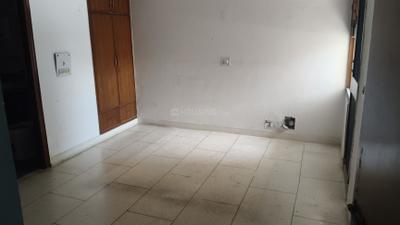 Bedroom Image of 1650 Sq.ft 3.5 BHK Apartment / Flat for rent in CGHS NPSC Apartment, Sector 2 Dwarka New Delhi for Rs. 45000