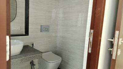 Image of 900 Sq.ft 2 BHK Apartment / Flat for rent in Dynamix Divum, Malad East, Mumbai for Rs. 74000