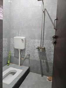 Common Bathroom Image of 850 Sq.ft 2 BHK Apartment / Flat for rent in Parshwa Gold County Wing B, Charholi Budruk Pune for Rs. 18000
