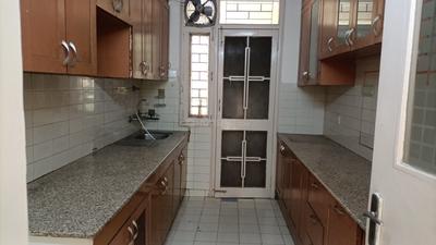 Kitchen Image of 1550 Sq.ft 3 BHK Apartment / Flat for sale in DLF Exclusive Floors, Sector 54 Gurgaon for Rs. 35000000