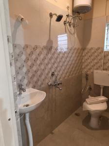 Bathroom Image of 720 Sq.ft 1 BHK Apartment / Flat for rent in C V Raman Nagar Bengaluru for Rs. 25000