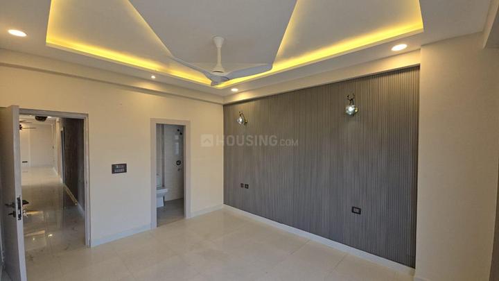 Phi III Greater Noida Bedroom 1