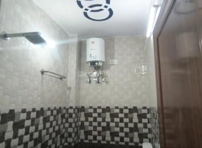 Bathroom Image of 1200 Sq.ft 2 BHK Independent House for rent in Chinhat Lucknow for Rs. 14000