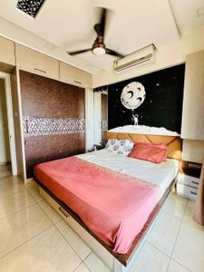 Bedroom Image of 2000 Sq.ft 4 BHK Apartment / Flat for sale in Lodha Aura, Sion Mumbai for Rs. 75000000