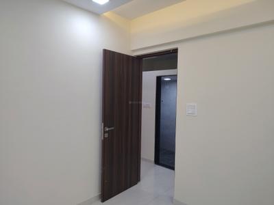 Bedroom Image of 900 Sq.ft 2 BHK Apartment / Flat for rent in Haware Dahlia Bldg A D And E, Kasarvadavali Thane for Rs. 18006