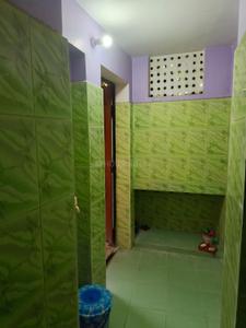 Bathroom Image of 400 Sq.ft 1 R Independent House for rent in Sanjay Gandhi Puram Lucknow for Rs. 3500