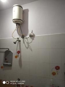 Bathroom Image of 400 Sq.ft 1 BHK Independent House for rent in Medahalli Bengaluru for Rs. 6000