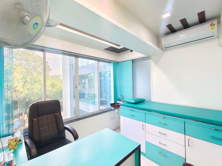 Venkatesh Shakuntala Main Image 1