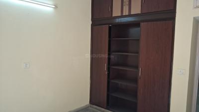 Bedroom Image of 1800 Sq.ft 3 BHK Builder Floor for sale in Sarita Vihar New Delhi for Rs. 28000000