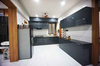 Kitchen Image of 2025 Sq.ft 3 BHK Apartment / Flat for sale in Nikol Ahmedabad for Rs. 9900000