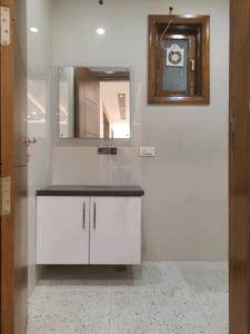 Common Bathroom Image of 4600 Sq.ft 4 BHK Builder Floor for sale in Sector 46 Faridabad for Rs. 36000000
