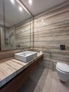 Bathroom Image of 3700 Sq.ft 4 BHK Apartment / Flat for sale in Santacruz West Mumbai for Rs. 300000000