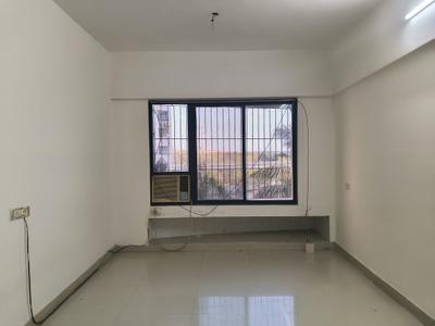 Living Room Image of 350 Sq.ft 1 BHK Apartment / Flat for sale in Mahalakshmi Mumbai for Rs. 10000000