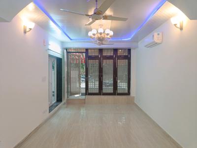 Living Room Image of 1500 Sq.ft 2 BHK Apartment / Flat for rent in DDA Sector C Pocket 6, Vasant Kunj New Delhi for Rs. 70000