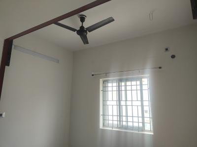 Bedroom Image of 1200 Sq.ft 2 BHK Apartment / Flat for rent in Kottivakkam Chennai for Rs. 35000