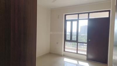Bedroom Image of 1865 Sq.ft 3 BHK Apartment / Flat for rent in Cosmos Express 99, Sector 99 Gurgaon for Rs. 32000