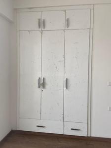 Bedroom Image of 2250 Sq.ft 3 BHK Apartment / Flat for rent in Prateek Edifice, Sector 107 Noida for Rs. 42000