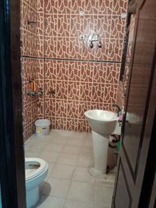 Image of 2000 Sq.ft 2 BHK Builder Floor for rent in Sector 52, Noida for Rs. 40000