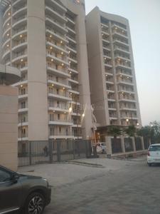 Image of 1200 Sq.ft 2 BHK Apartment / Flat for sale in BPTP Discovery Park, Sector 80, Faridabad for Rs. 13500000