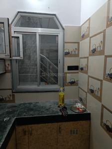 Kitchen Image of 850 Sq.ft 2 BHK Builder Floor for rent in Kamta Lucknow for Rs. 12000