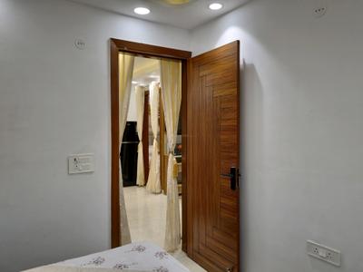 Bedroom Image of 810 Sq.ft 3 BHK Apartment / Flat for sale in Dwarka Mor New Delhi for Rs. 5500000
