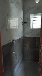 Bathroom Image of 999 Sq.ft 2 BHK Builder Floor for rent in Mahadevapura Bengaluru for Rs. 36500