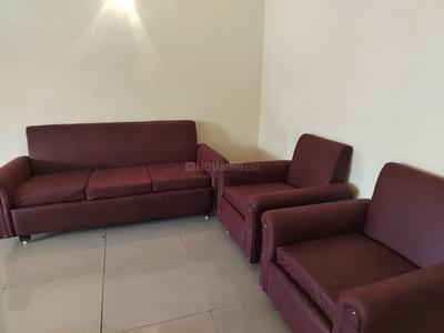 Living Room Image of 1800 Sq.ft 2.5 BHK Apartment / Flat for rent in AWHO Gurjiner Vihar, Chi I Greater Noida for Rs. 30000