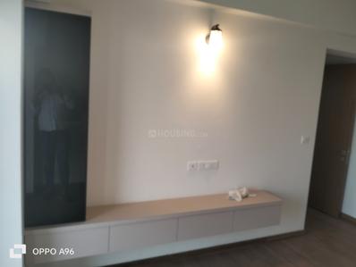 Bedroom Image of 1053 Sq.ft 2 BHK Apartment / Flat for rent in Godrej Woods, Sector 43 Noida for Rs. 55000