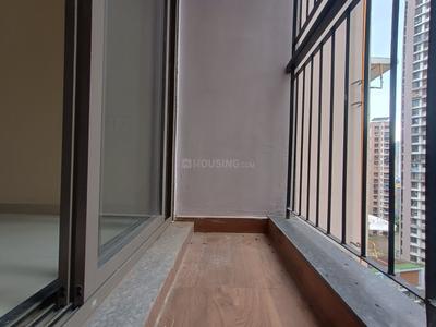 Balcony Image of 860 Sq.ft 2 BHK Apartment / Flat for rent in Runwal Eirene, Thane West Thane for Rs. 38000